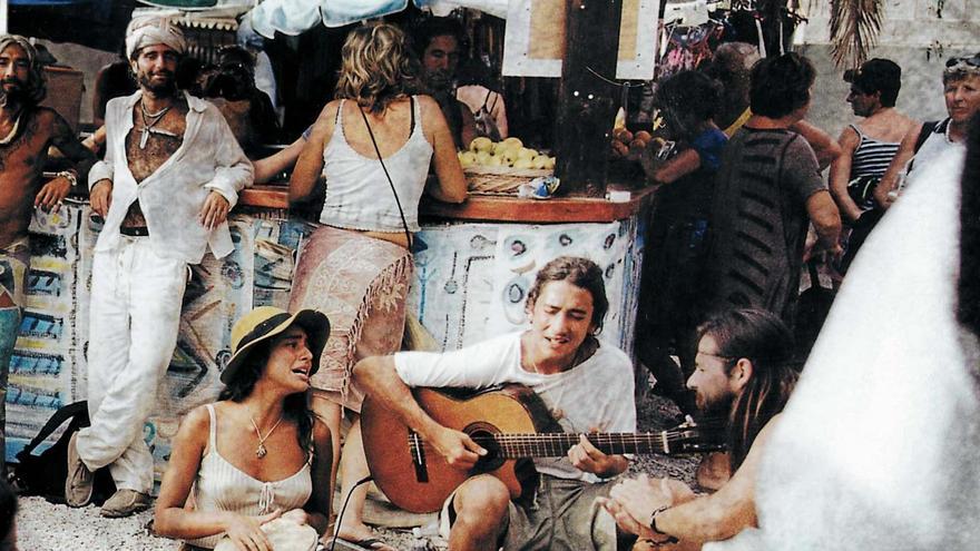 aguas-de-ibiza-2025-hippies